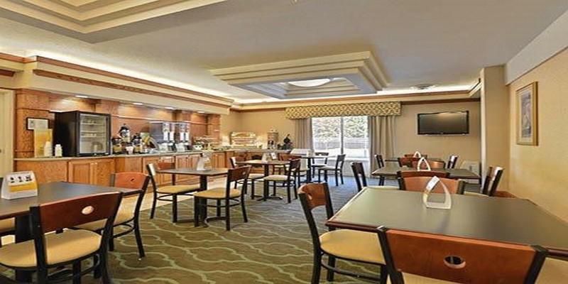 Quality Inn & Suites Decatur - Atlanta East Литония Экстерьер фото
