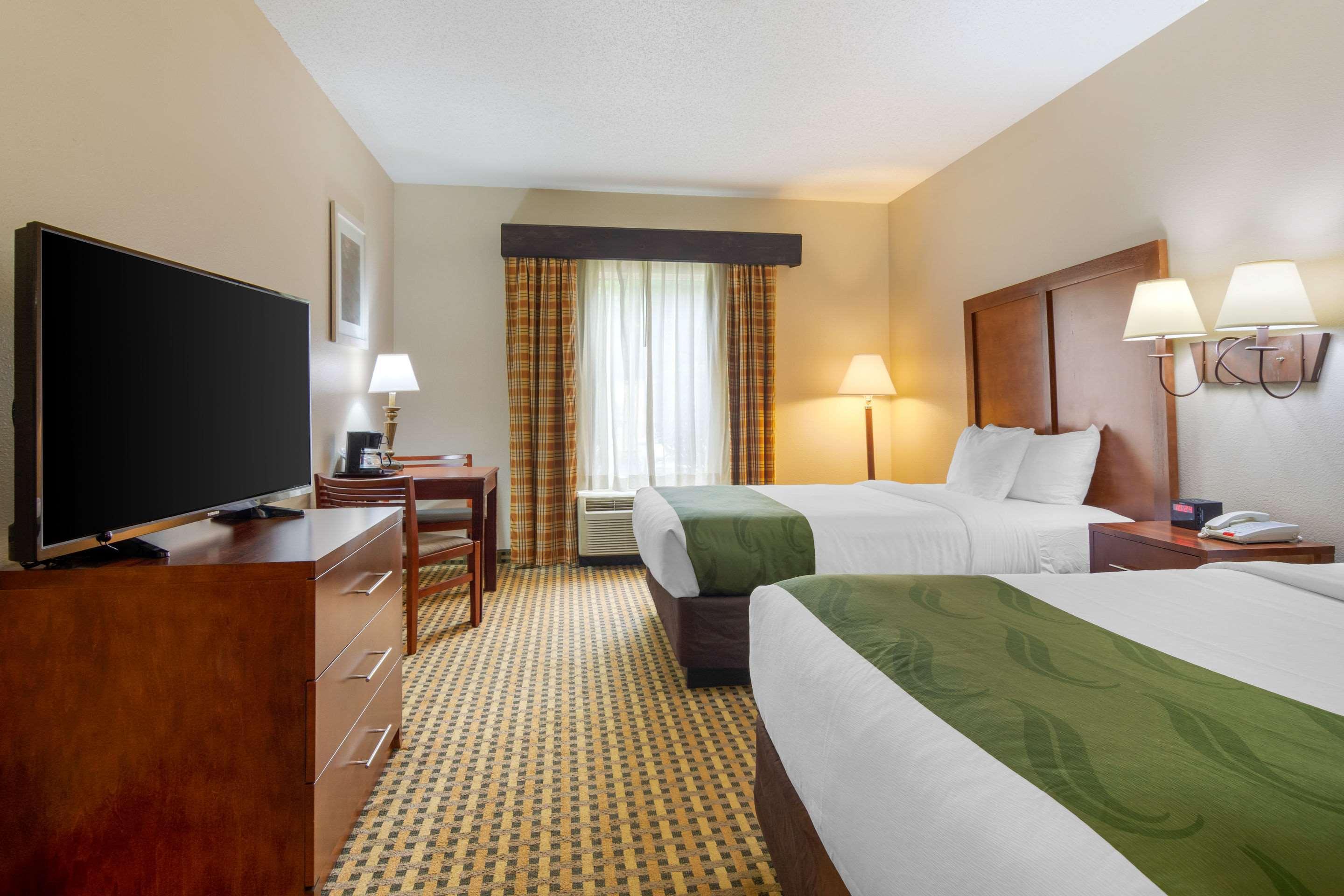 Quality Inn & Suites Decatur - Atlanta East Литония Экстерьер фото