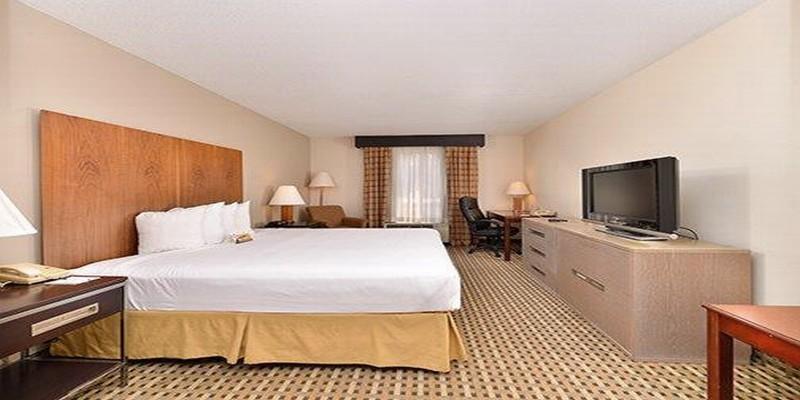 Quality Inn & Suites Decatur - Atlanta East Литония Экстерьер фото